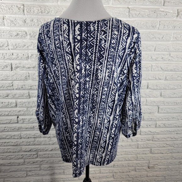 Notations Womens Top 2X Plus Roll Tab Sleeve Blue Geometric Button Up GEO220E - Picture 6 of 10